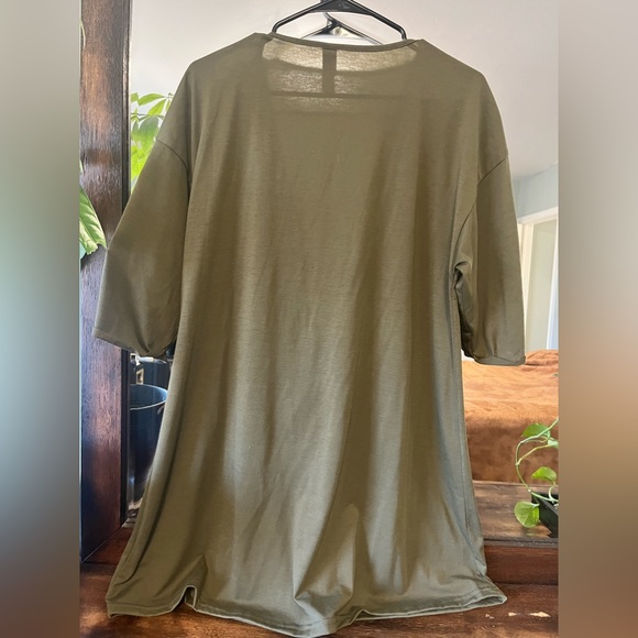 Dress - Picture 5 of 5